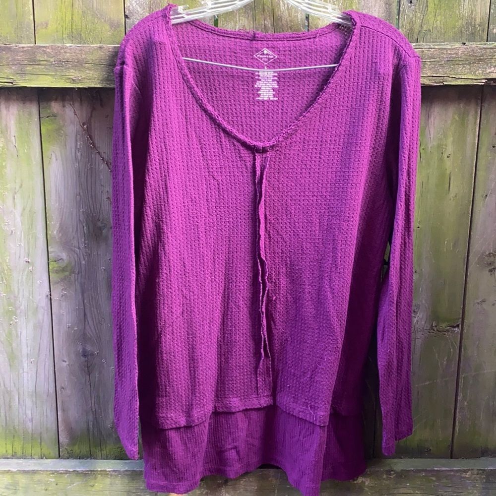 St. John’s Bay purple top sz. L